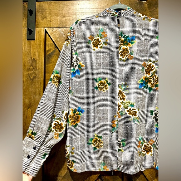 EUC Supply & Demand Checkered Floral Blouse Sz L - Picture 14 of 15